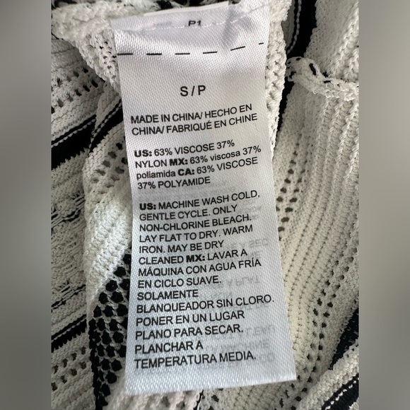 White House Black Market Flutter Sleeve Pointelle Stripe Top (626) - Picture 16 of 16